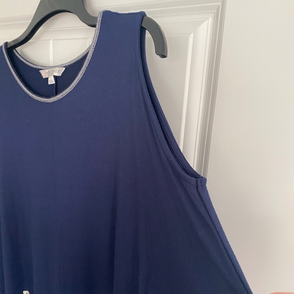 NWT Erin London Cold Shoulder Long Sleeve Top Turn-A-Bout in Navy Size Large - Picture 5 of 8